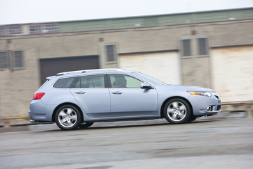 2011 TSX Sport Wagon (silver).