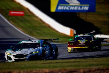 Late-Race Crash Ends Acura Effort at Petit Le Mans