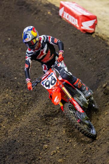 Honda HRC Progressive Controls SMX Playoffs After St. Louis Sweep