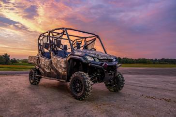 2025 Honda Pioneer 1000-6 Deluxe Crew