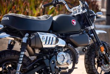 Honda Monkey Matte Black Metallic