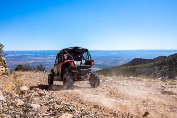 2022 Honda Talon 1000X-4FOXLiveValve action