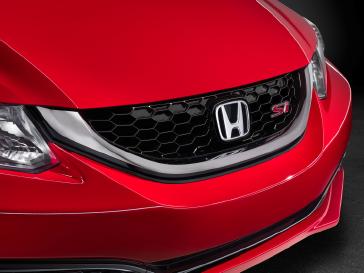2013 Honda Civic Si Sedan.