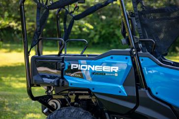 2025 Honda Pioneer 1000-5 Deluxe