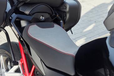 2025 Honda CB750 Hornet custom rider seat