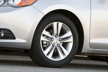 2014 Acura ILX Hybrid.