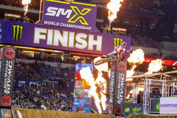 Hunter Lawrence takes career-first 450SX Triple Crown overall win in Indianapolis