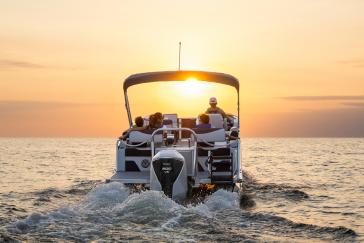 Honda Marine BF200 AMS Lifestyle Avalon Running-01