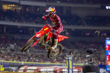 Honda HRC Progressive Controls SMX Playoffs After St. Louis Sweep