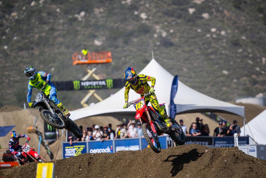 Powerful Return to Racing for Honda HRC Progressive at Fox Raceway