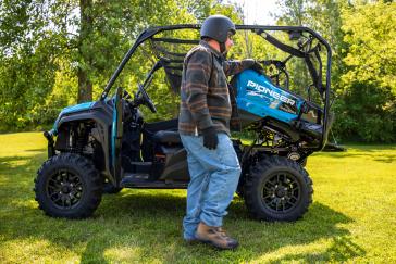 2025 Honda Pioneer 1000-5 Deluxe