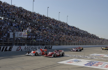 31 May-1 June, 2008, West Allis, Wisconsin, USA. Ryan Briscoe won the ABC Supply A.J. Foyt 225 at the Milwaukee Mile. ©2008, Paul Webb, USA. LAT Photographic.