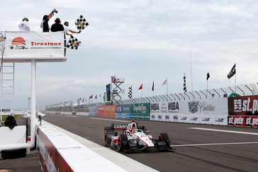 Bourdais Goes Last to First to Win for Honda at St. Petersburg Race Report