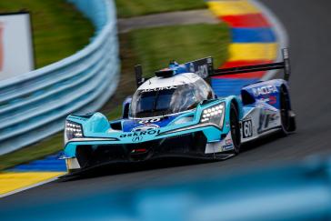 #60: Acura Meyer Shank Racing w/Curb Agajanian, Acura ARX-06, GTP: Tom Blomqvist, Colin Braun