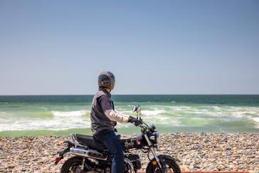 Honda Dax 125 Pearl Black