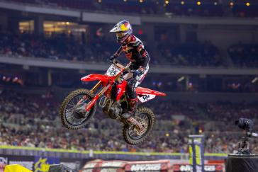 Honda HRC Progressive Controls SMX Playoffs After St. Louis Sweep