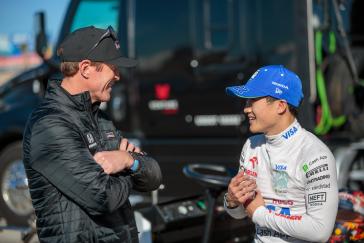 Prior to the 2024 Formula 1 Las Vegas Grand Prix, Honda, HRC and Acura gathered a collection of hybrid hero machines including the Acura ARX-06, Indycar, the Indycar hybrid-powered CR-V Hybrid Racer and the production Honda Civic Hybrid to celebrate the performance of Honda’s hybrid Power Unit (PU) technology as an important pillar of Honda’s automotive electrification strategy.