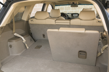 2009 Acura MDX.
