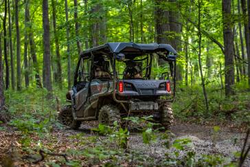 2025 Honda Pioneer 1000-5 Deluxe