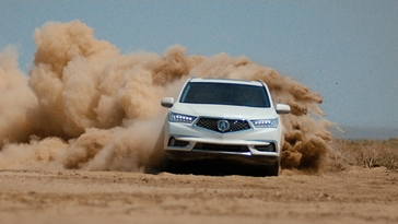 'Performance Like Wow': 2017 Acura MDX Ad Campaign Features Beck's 'Wow'