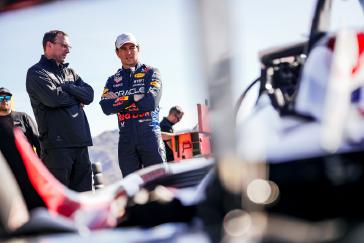 Prior to the 2024 Formula 1 Las Vegas Grand Prix, Honda, HRC and Acura gathered a collection of hybrid hero machines including the Acura ARX-06, Indycar, the Indycar hybrid-powered CR-V Hybrid Racer and the production Honda Civic Hybrid to celebrate the performance of Honda’s hybrid Power Unit (PU) technology as an important pillar of Honda’s automotive electrification strategy.
