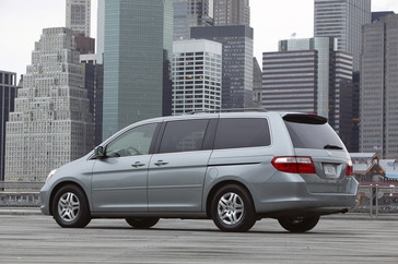 2005 Honda Odyssey EX
